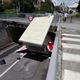 Une camionnette prise au piège sous le pont Guillotin à Besançon le 21 mai 2024.