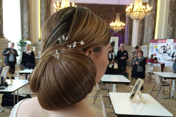 Le chignon de marié réalisé par Marc-Antoine, vainqueur du concours des apprentis. 