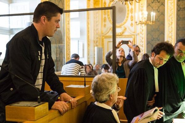 Daniel Legrand et ses avocats, le 27 mai 2015 à Rennes