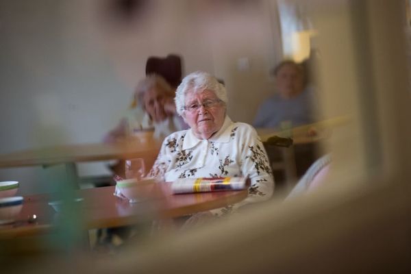 En France, près d'un million de personnes sont atteintes par la maladie d'Alzheimer.