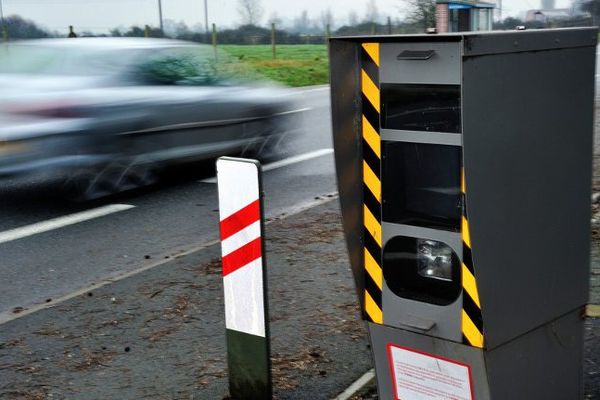 Seuls les radars de troisième génération sont équipés de la technologie double-sens