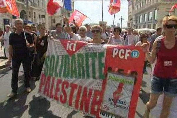 Militants politiques et citoyens en soutien aux Gazaouis