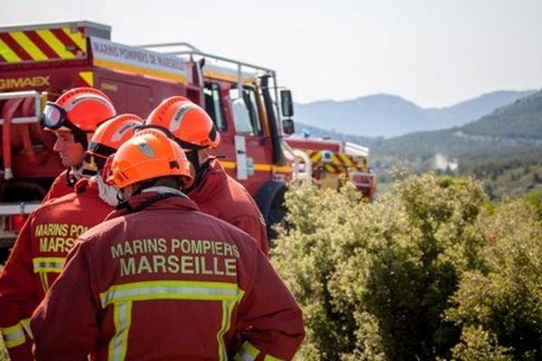 Marins-pompiers?sapeurs du 13, avions et hélicoptère de la sécurité civile : des renforts en Haute-Corse