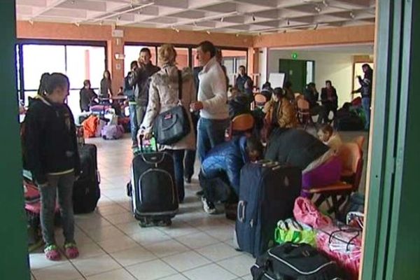 Une partie des demandeurs d'asile du campement de Perrache sont hébergés à St-Clément-les-Places à partir du 18 novembre... 