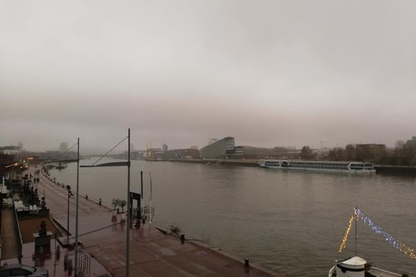 Le ciel sera plombé à Rouen, ce JEUDI.