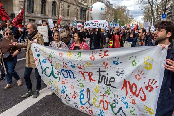 Les enseignants étaient dans la rue ce mardi 2 avril pour protester contre la reforme du choc des savoirs et pour obtenir plus de moyens pour l'Education.