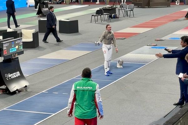 Pour son retour à la compétition, la championne olympique de sabre Manon-Apithy Brunet échoue aux portes du dernier carré au grand prix d'Orléans.