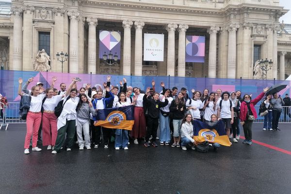 Des élèves de Limoges sont allés à Paris pour assister à une épreuve des Jeux Paralympiques, le 5 septembre 2024.