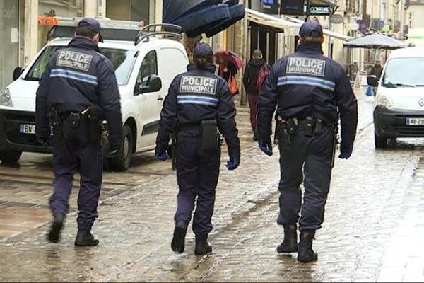 Policiers municipaux de Dijon, le jeudi 29 janvier 2015.