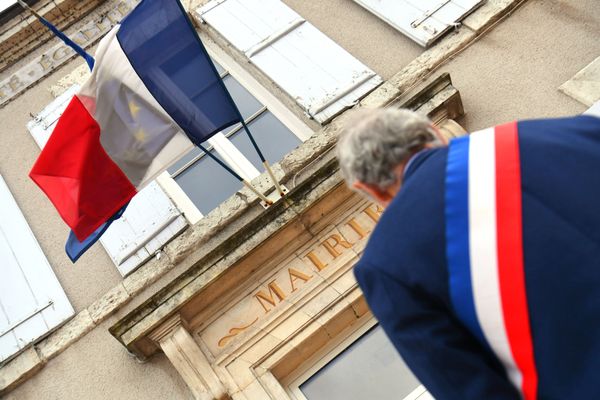 1000 maires ont démissionné depuis 2020