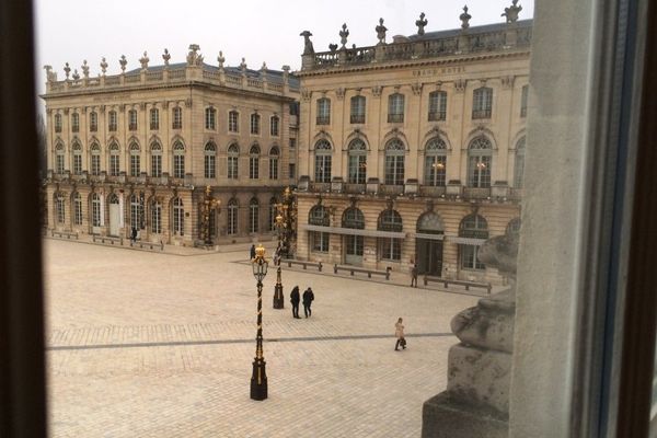 L’hôtel de la Reine, Place Stanislas, plus que jamais observé par le maire de Nancy...