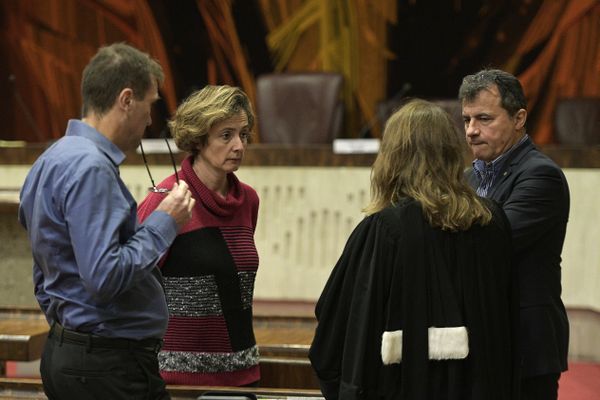 Les parents des victimes au tribunal administratif de Lyon le 8 janvier 2019.