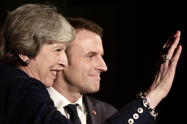 Le président de la République Emmanuel Macron et la première ministre britannique Theresa May lors du sommet franco-britannique le 18 janvier 2018.