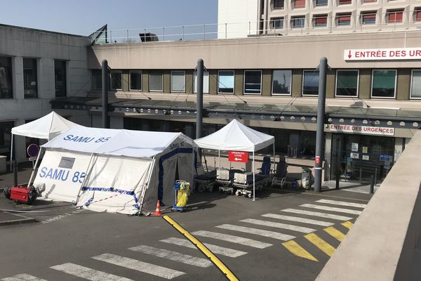  La cellule d'accueil covid19 installée au CHD de La Roche-sur-Yon