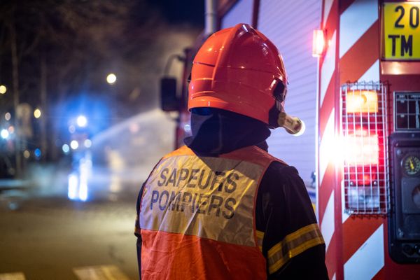 Un homme est mort dans l'incendie d'une maison de Bogny-sur-Meuse dans la nuit du samedi 10 février au dimanche 11 février 2024.