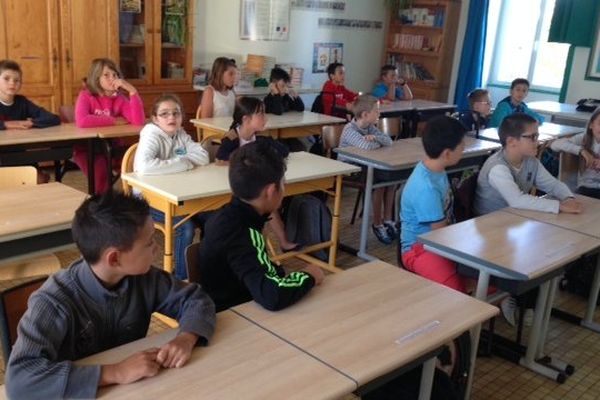 La rentrée scolaire dans une classe de Courlay (79).