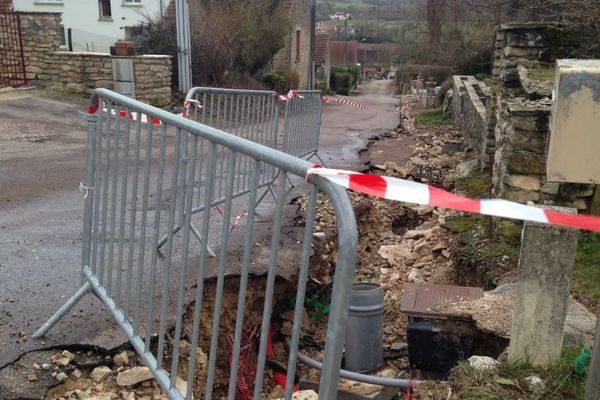 La commune de Pouillenay, en Côte-d'Or, a été particulièrement touchée par les violents orages du dimanche 11 mars 2018.