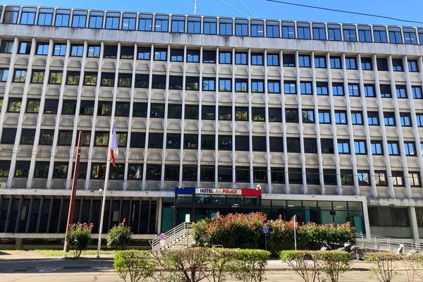 L'hôtel de police de Grenoble.