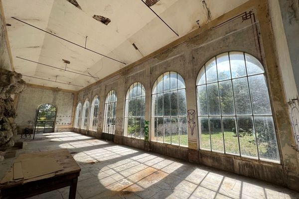 L’Orangerie du Château de Thézan à Saint-Didier (Vaucluse)