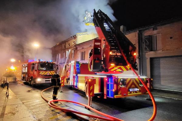 L'incendie a détruit la totalité du logement de 150 m2 par niveau.