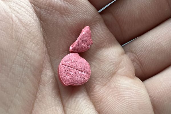 Comprimé de drogue type ecstasy, MDMA