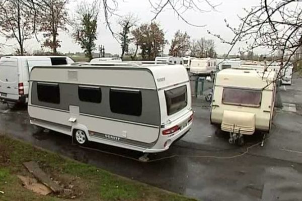 L'aire d'accueil des gens du voyage se trouve route de Loudun, à Thouars.