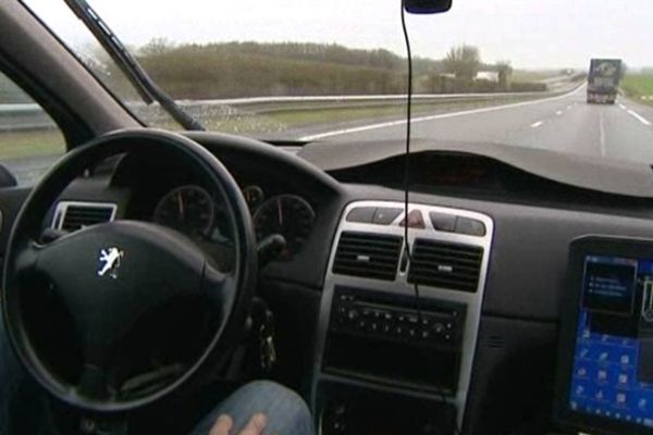 La voiture sans chauffeur imaginée par Olivier Picard à Vaux-en-Couhé