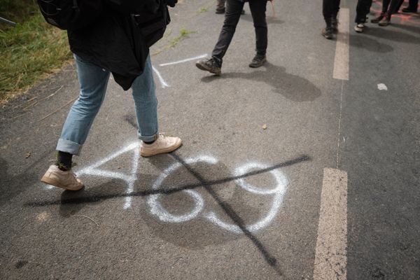 Dans le programme du nouveau Front Populaire une mesure vise à "décréter un moratoire sur les grands projets d'infrastructures autoroutières". Le projet de l'A69 peut il être concerné ?