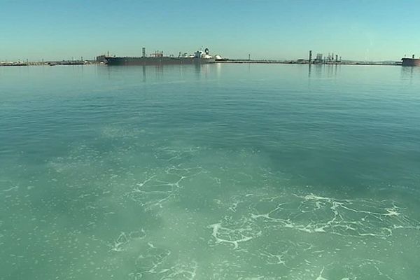 L'eau est turquoise, les apparences sont parfois trompeuses