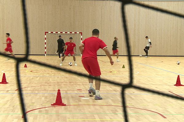 Entrainements et matchs du Futsal Montpellier Méditérannée ont lieu au Palais des Sports Pierre de Coubertin.