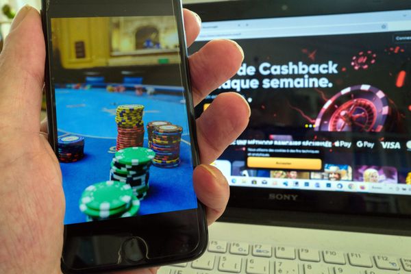 Selon une étude menée auprés de jeunes de 16 à 25 ans, une grande majortié d'entre eux estime qu'il y a trop de publicité sur les jeux d'argent.