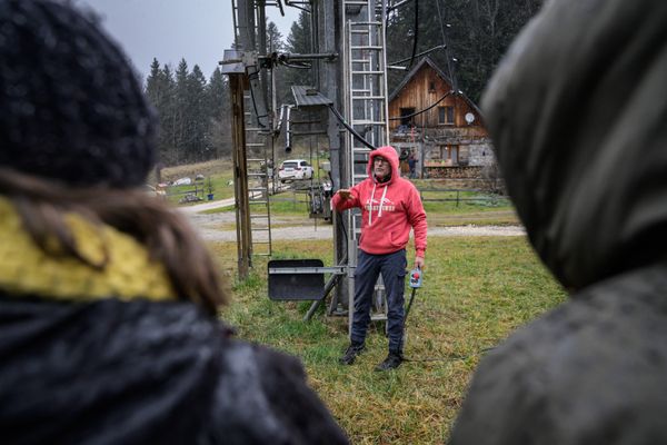 L'association "Nouvelles traces en Chartreuse" a obtenu la gestion de la petite station de ski du Planolet (Isère) pour une durée de cinq ans.