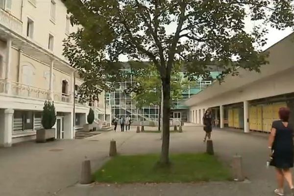 Originaire de Savoie, Thimothy Bonnet avait étudié au Lycée hôtelier de Challes-les-Eaux