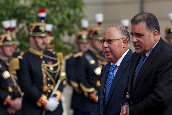 Dalil Boubakeur (à gauche), lors de la cérémonie d'investiture de François Hollande, le 15 mai 2012.