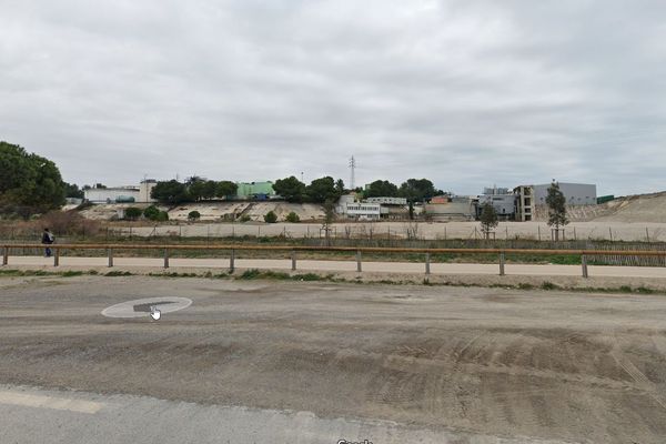 Un exercice de sécurité civile se tient le jeudi 9 décembre 2021 sur le site de l'usine SCORI, classée SEVESO, à Frontignan (Hérault).