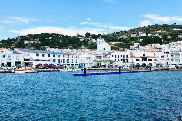 Sur la Costa Brava, le village de Port de la Selva privé d'eau potable pendant plusieurs jours en plein été.