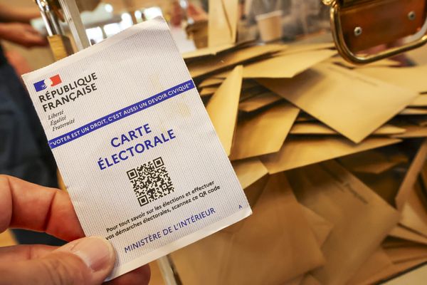 A 48h du premier tour des élections législatives, les mairies des petits villages comme des grandes villes de Haute-Garonne observent une nette augmentation des procurations.