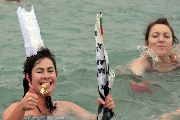 Le dernier bain de l'année à Dinard, le 31 décembre