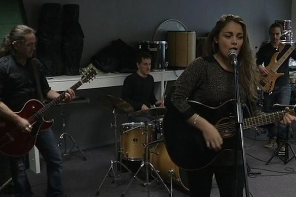 Laura Shab' en répétition à la L'école de musique de Saint-Sébastien