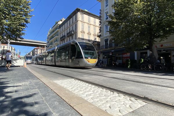 Depuis le lundi 6 janvier, les lignes du tramway de Nice évoluent. Des changements importants auxquels les utilisateurs vont devoir s'habituer.