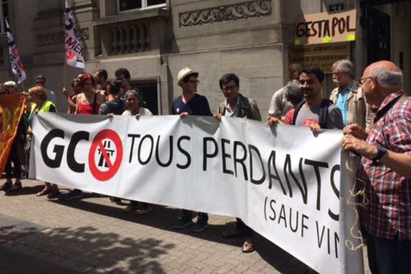 "Gco tous perdants", pour les opposants au projet de grand contournement ouest de Strasbourg