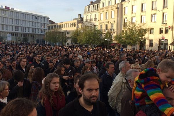 Le rassemblement place Leclerc à Poitiers.