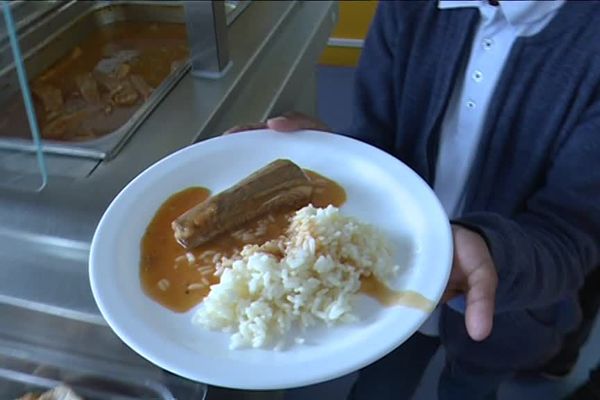 La roussette est à l'honneur dans les cantines scolaire de Fécamp. 