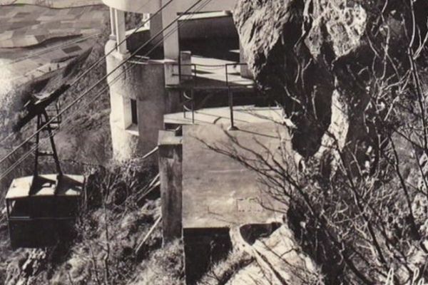 Le téléphérique reliait Lourdes au sommet du Pic