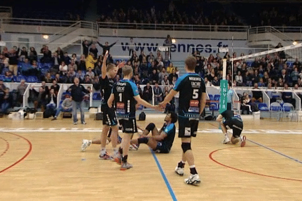 Championnat de France de Volley-ball Pro B :   ce 19 mars, Rennes bat Martigues en quatre sets 3-1