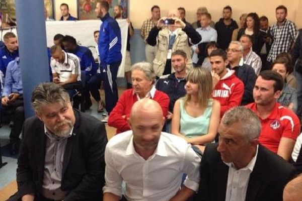 Les dirigeants de Luzenac Jérôme Ducros et Fabien Barthez au premier rang de la salle d'audience du tribunal administratif à Toulouse 