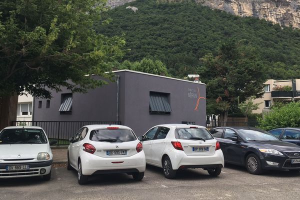 Les enfants de l'école du Néron ont été confinés suite à cette fuite de gaz.