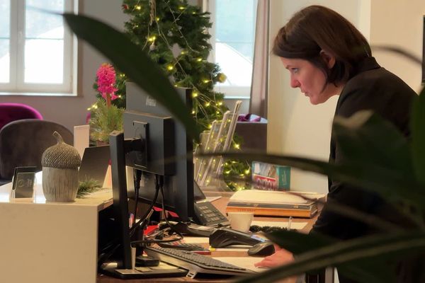 Eugénie Oger, actuelle directrice d'Évaux était auparavant en poste à Néris.