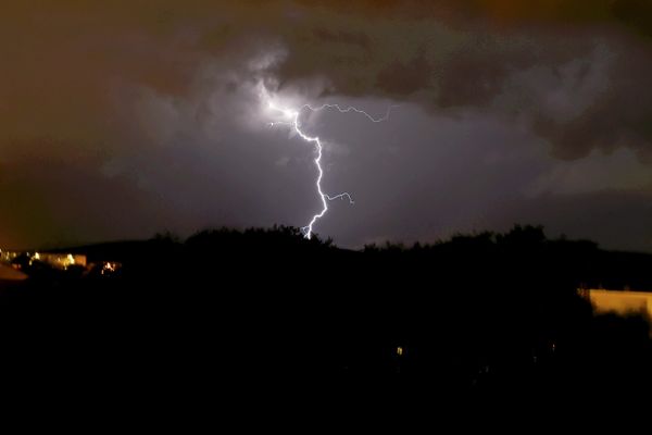 Un violent orage s'est abattu dans l'Eure, dans la région de Gisors, provoquant l'éboulement d'un pan de colline