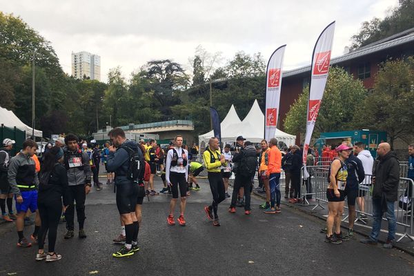 La décision d'annuler les courses du dimanche a été prise quelques dizaines de minutes avant le départ.